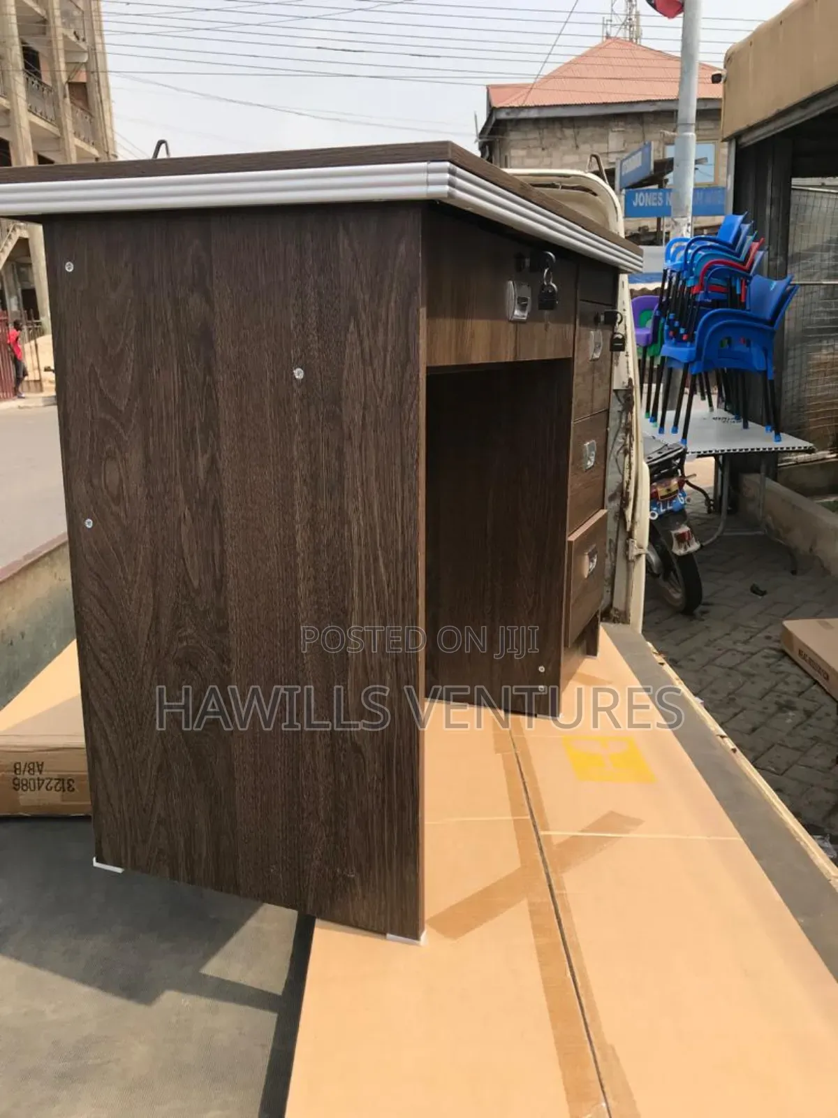 Office Table /Office Desk