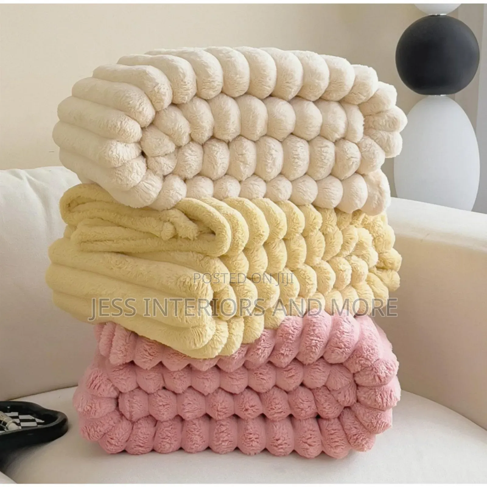 Fluffy Blanket/Comforter