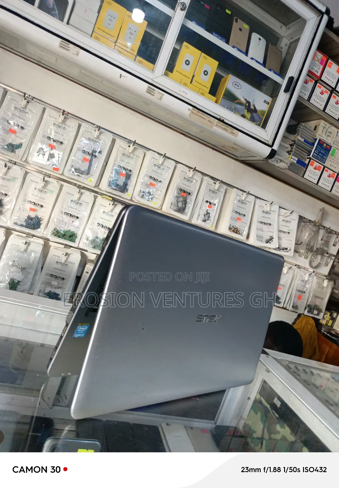 Laptop Asus 4GB Intel Core I3 HDD 1T