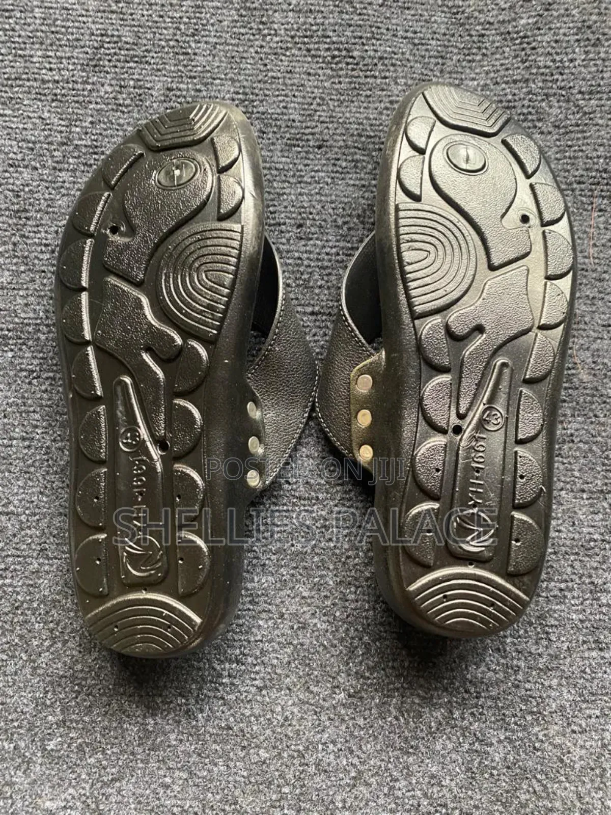 Leather Flip Flops Men's Anti Slip Comfortable Slippers