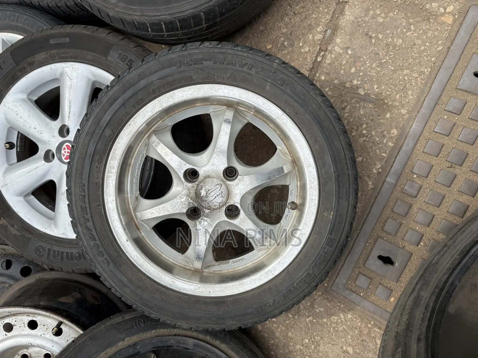 Deep Sink Rim Four Holes Available