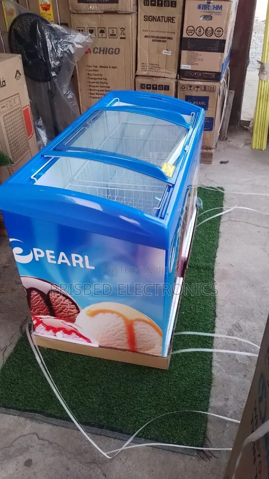 Pearl Durable Ice Cream / Freezer 300 Litres