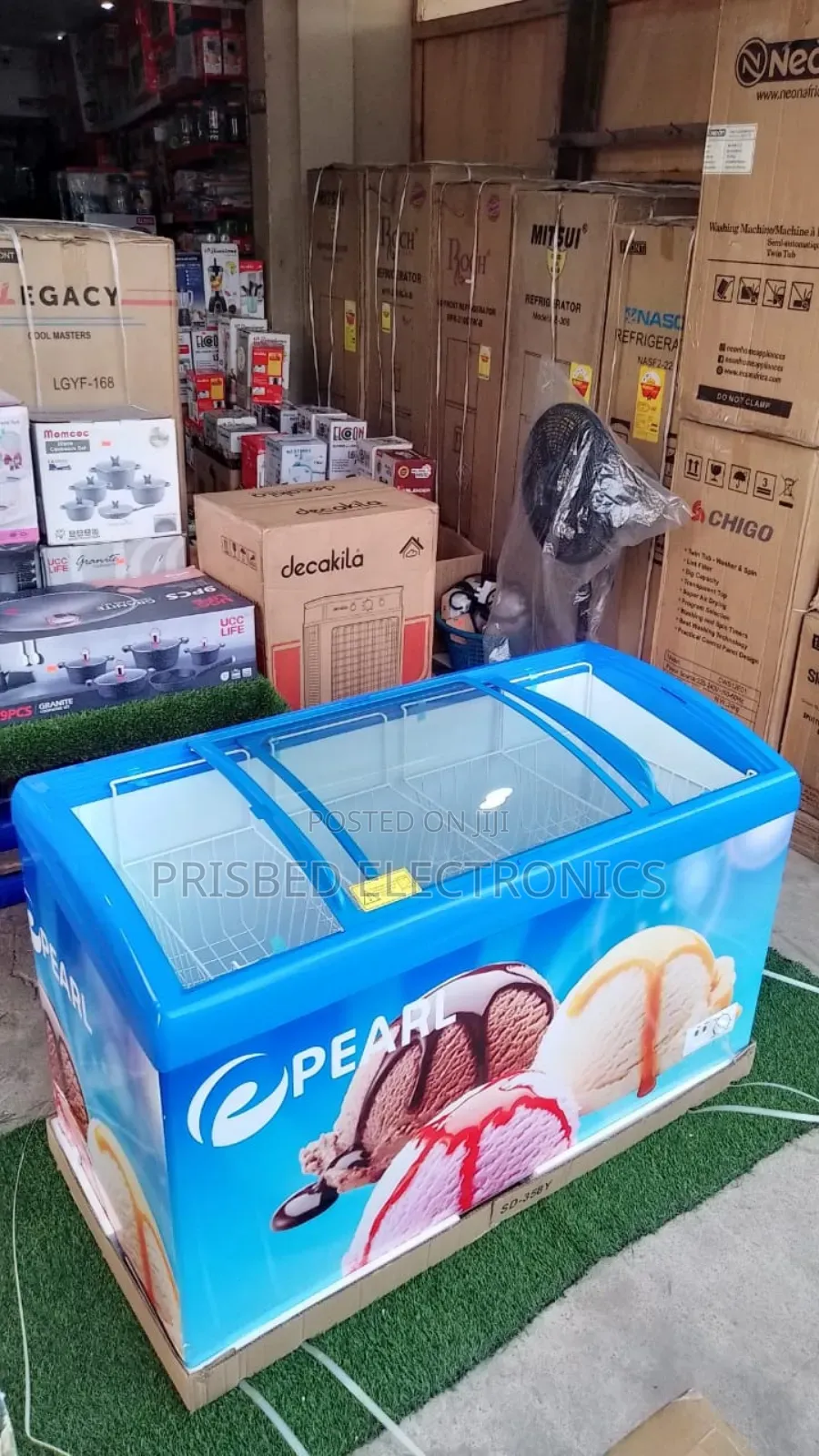 Pearl Durable Ice Cream / Freezer 300 Litres