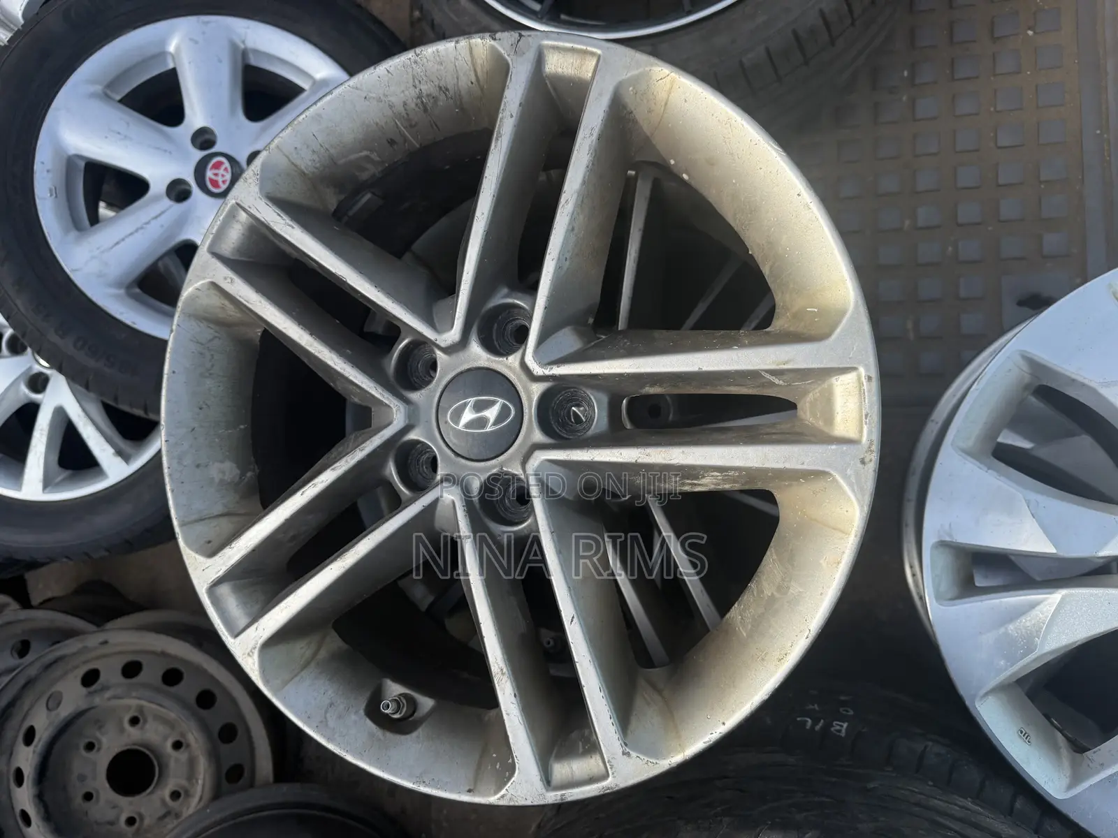 Original Home Used Hyundai Rims