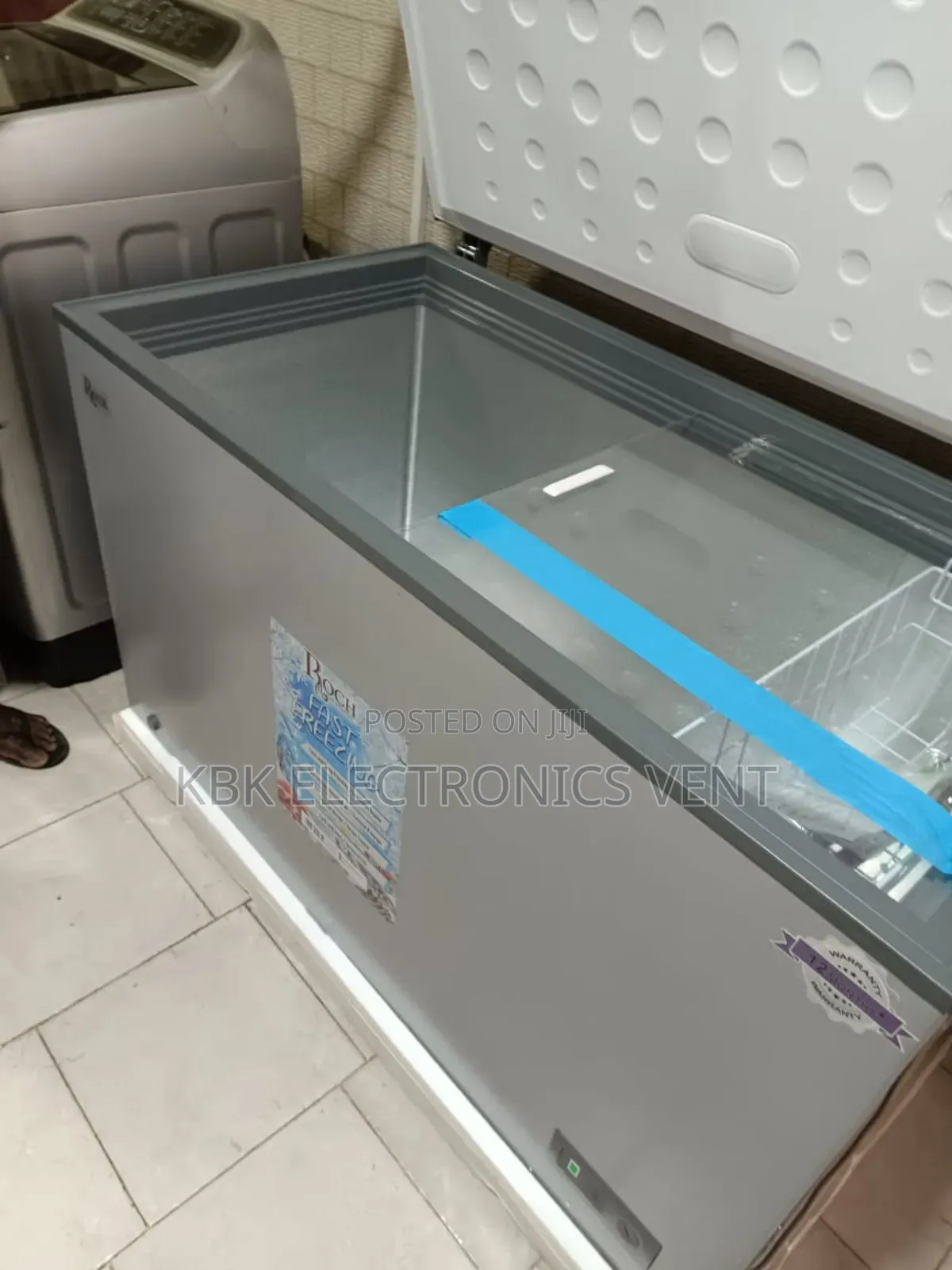 Roch 320liters Single Door Chest Freezer