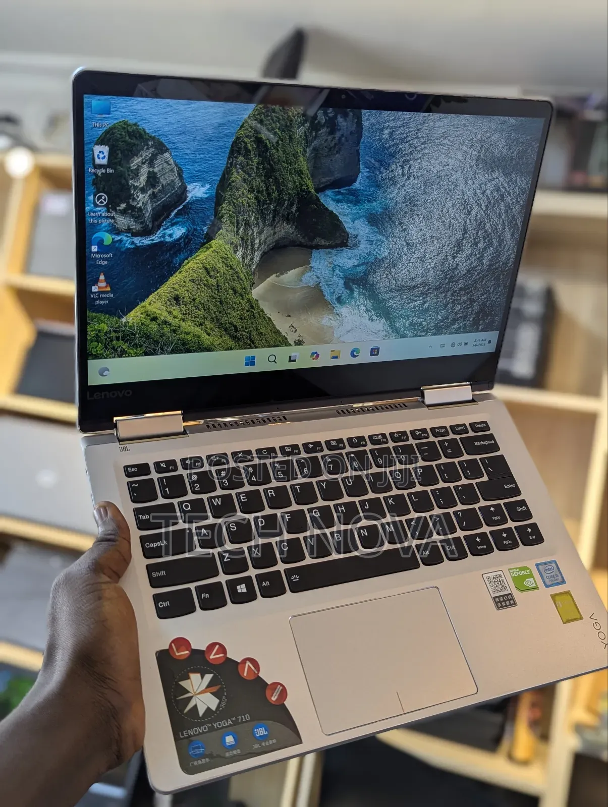 Laptop Lenovo Yoga 710 8GB Nvidia SSD 256GB