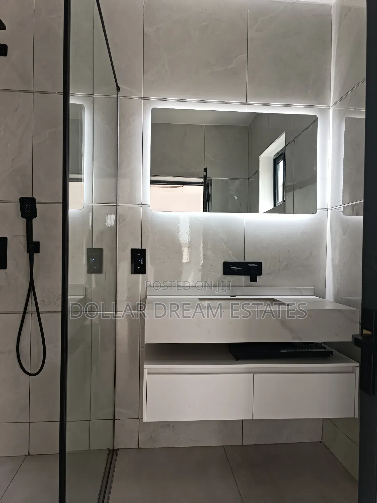 4bdrm House in Haatso for sale