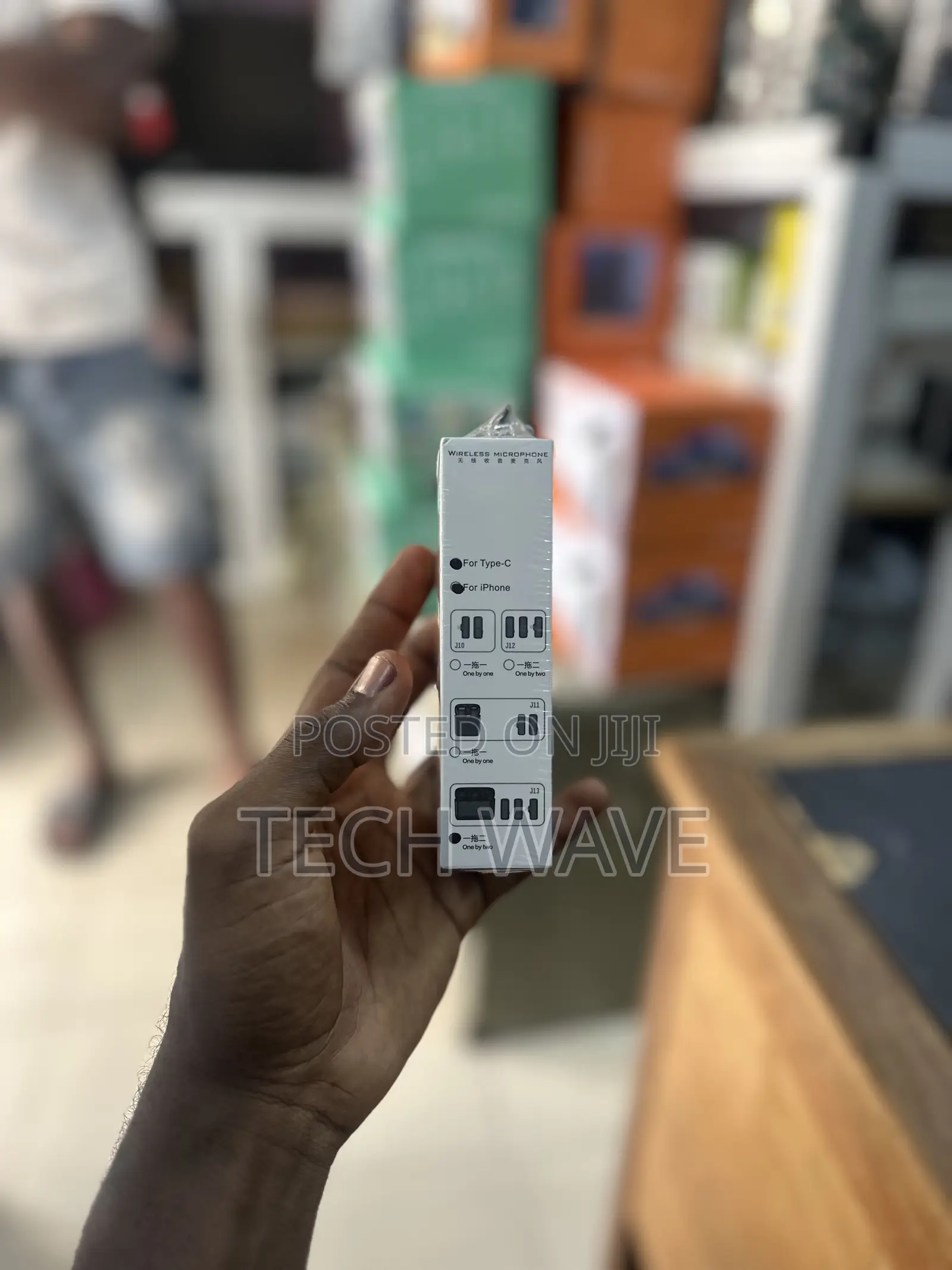 Wireless Microphone 2in1 With Charging Case
