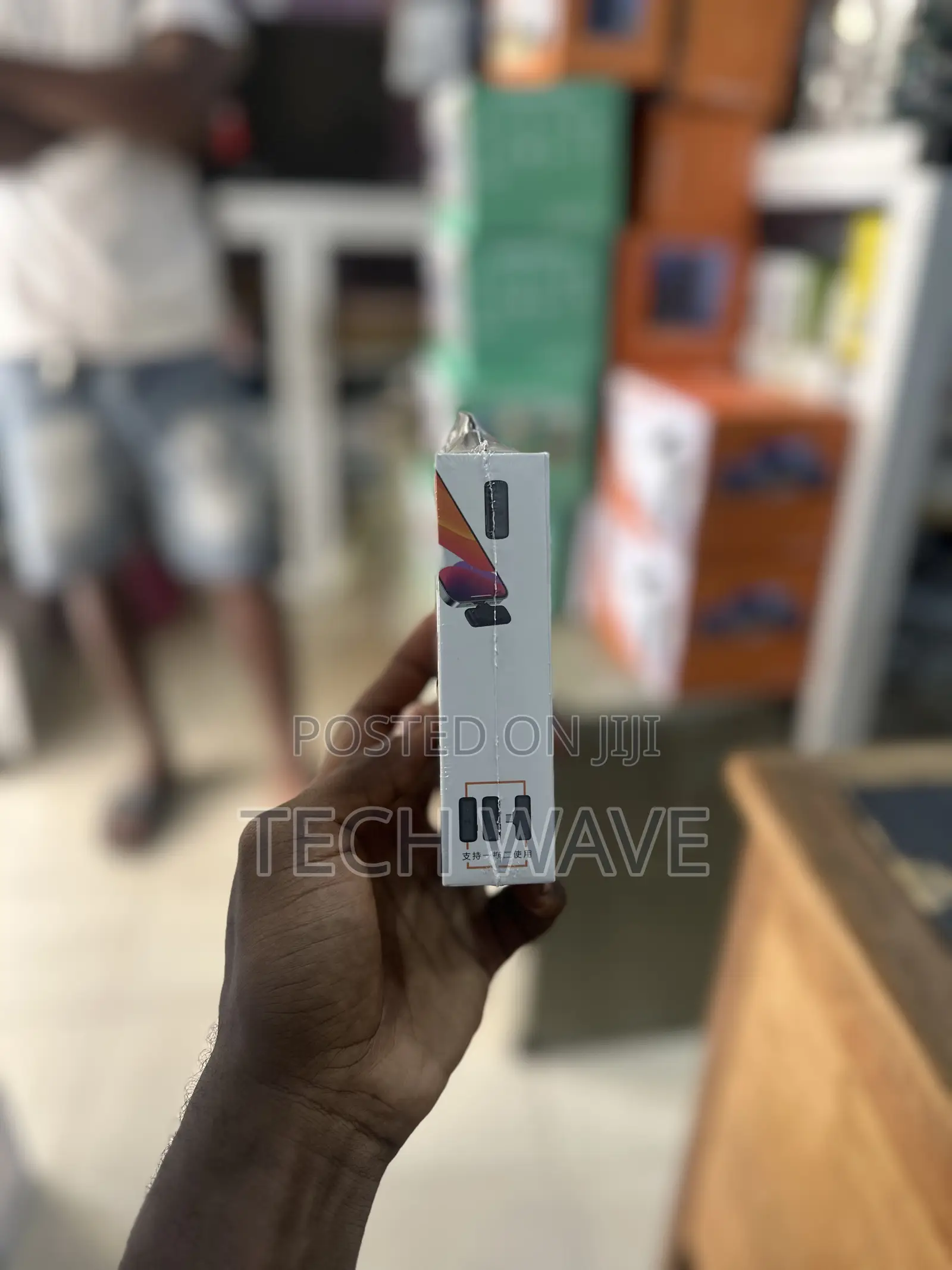 Wireless Microphone 2in1 With Charging Case