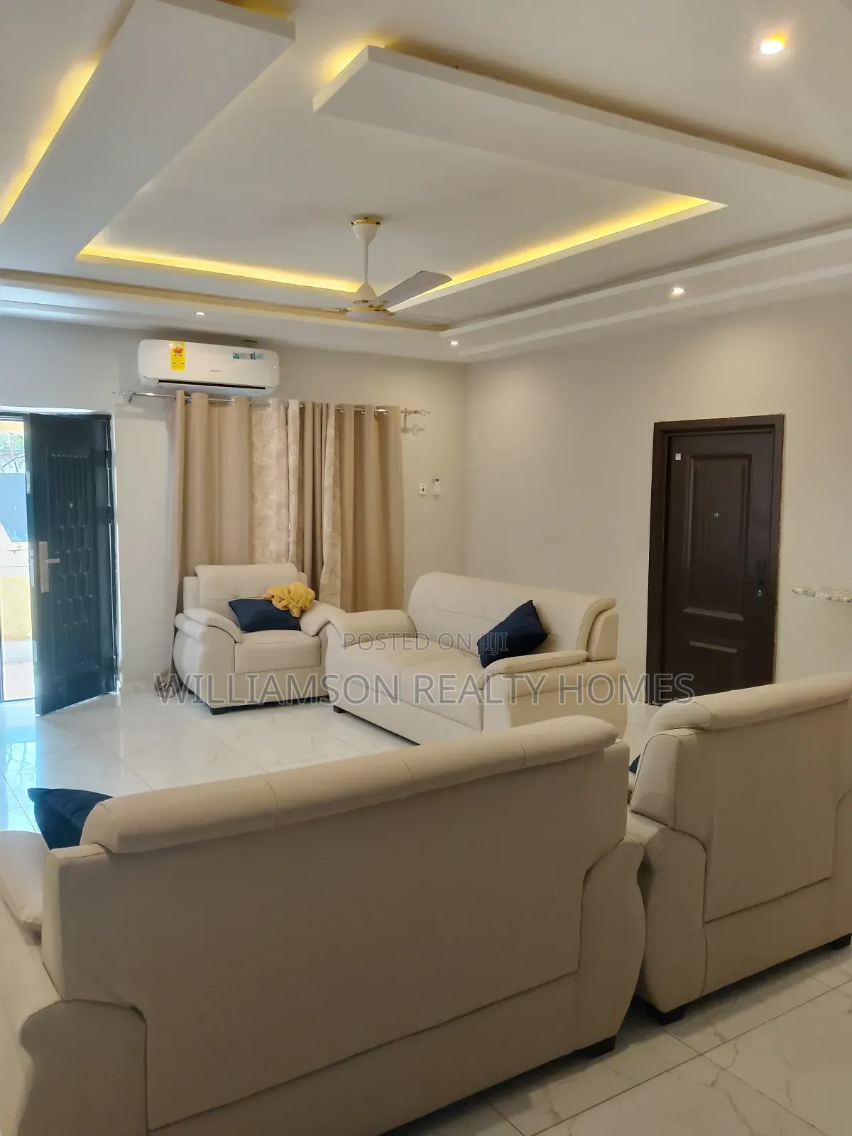 3bdrm House in Tempo Estate Area, Spintex for rent