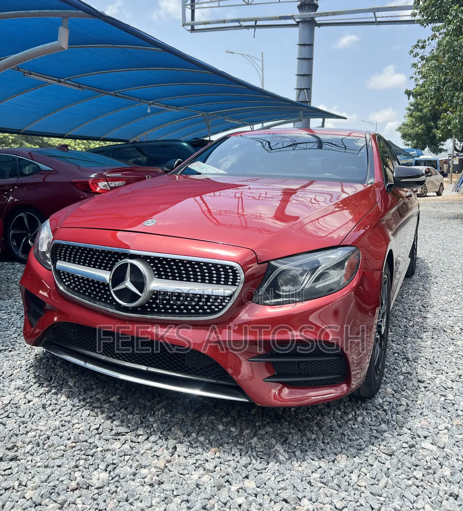 Mercedes-Benz E300 4Matic AWD Sedan (2.0L 4cyl 9A) 2017 Red