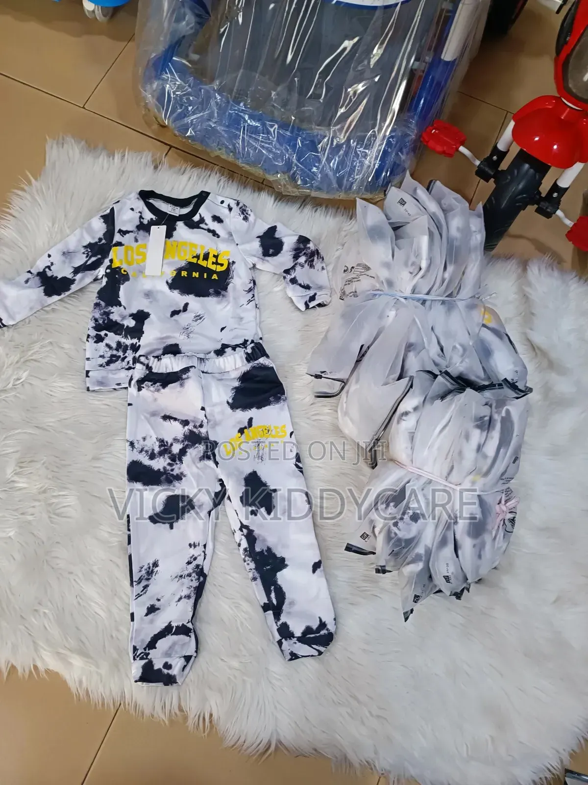 Kids Trouser and Pullover