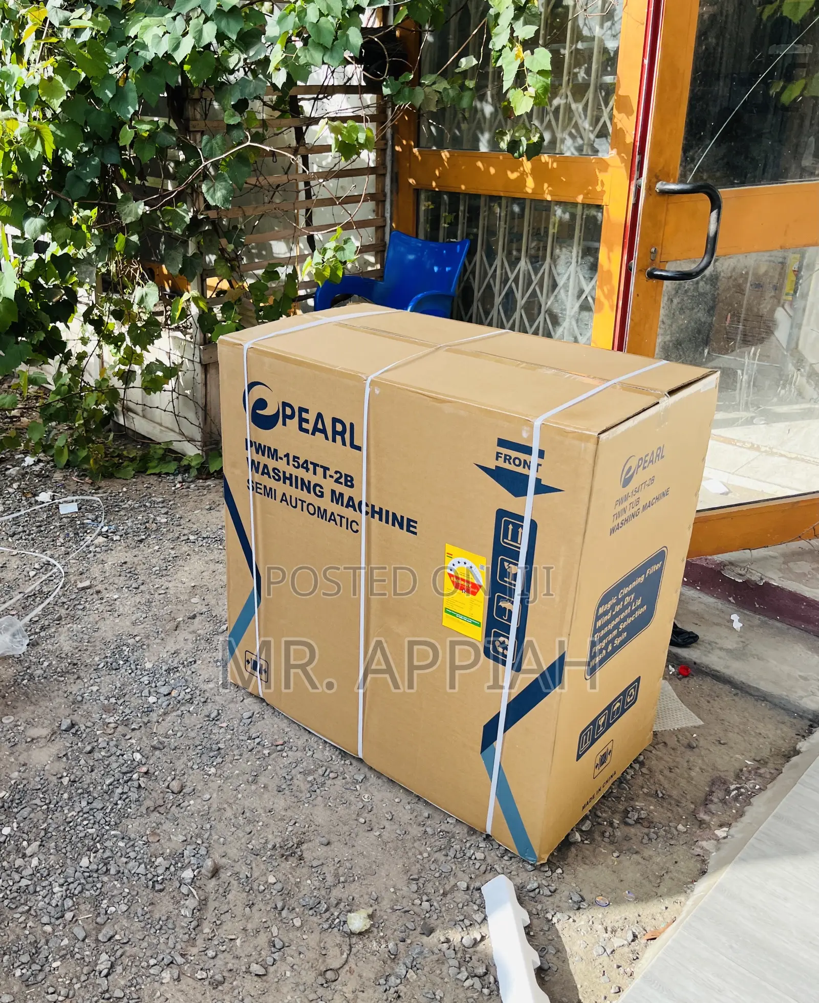 Beautiful Made Pearl 15kg Semi-Automatic Washing Machine.