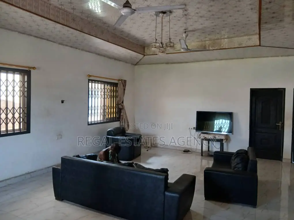 3bdrm House in Sarpeiman Opah Road, Amasaman for sale