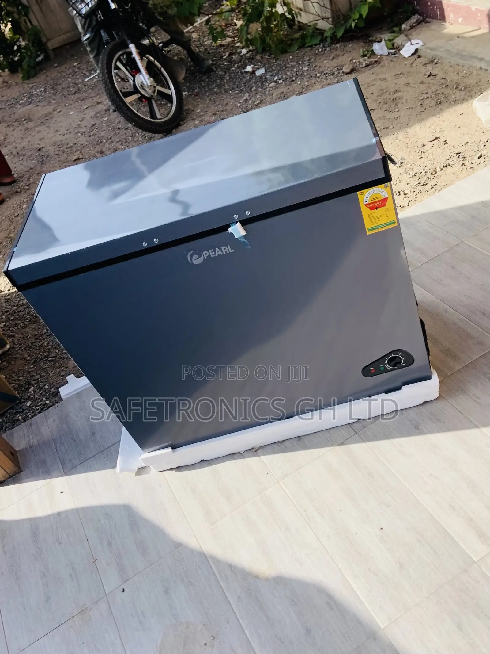 Singledoor Pearl Super Accurate 250 Liters Dark Grey Freezer