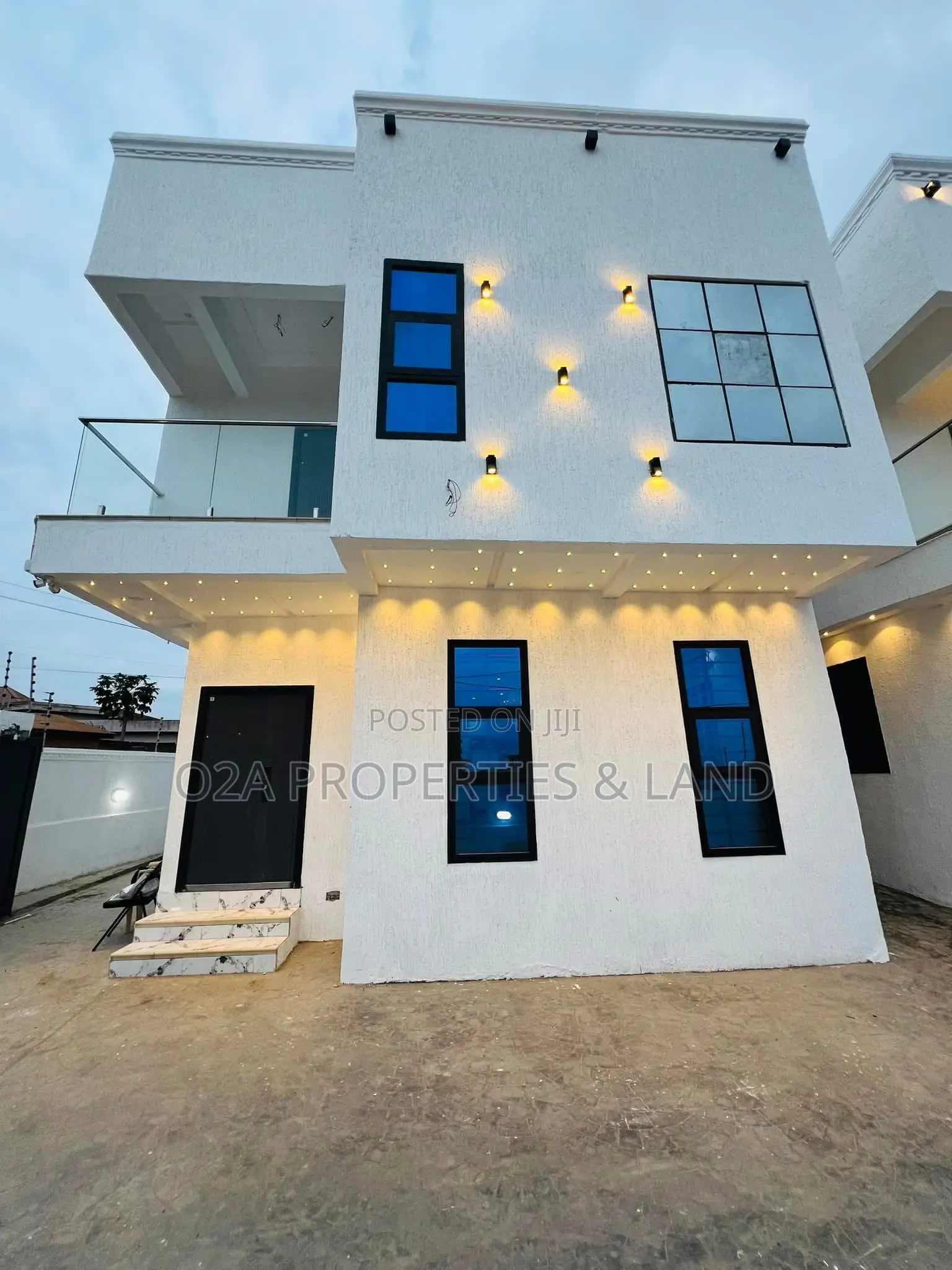 2bdrm House in Ashaley Botwe, Lake Side Estate for sale