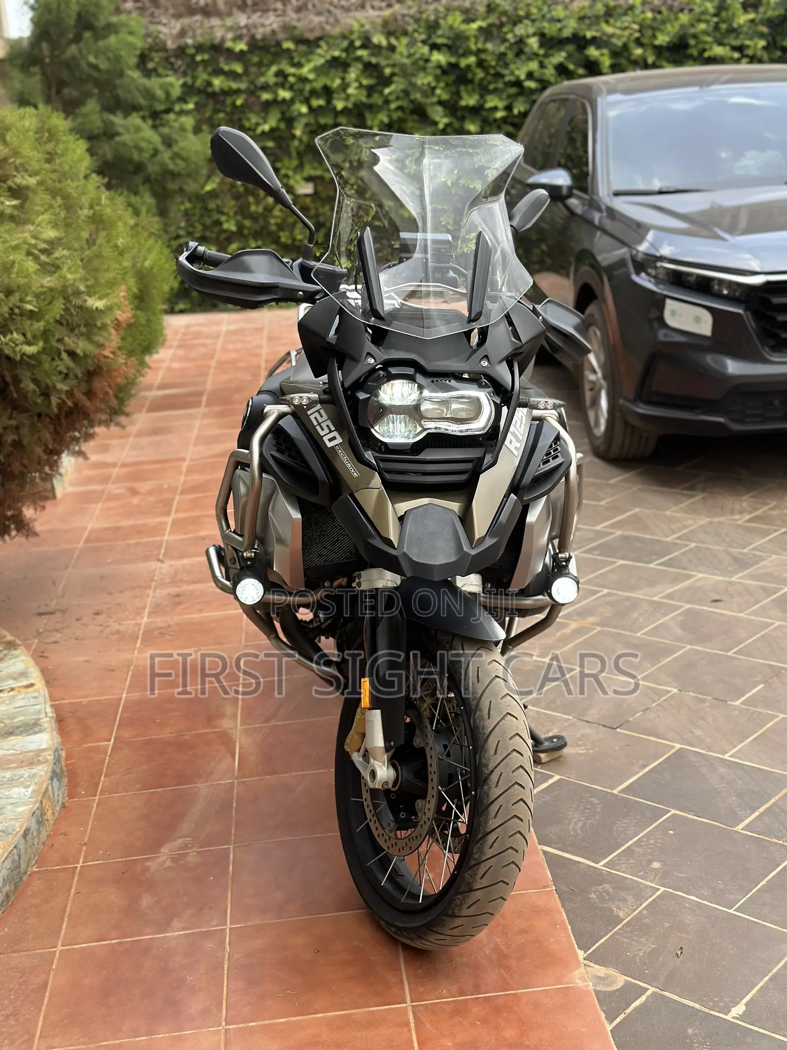 BMW R1250GS 2022 Brown