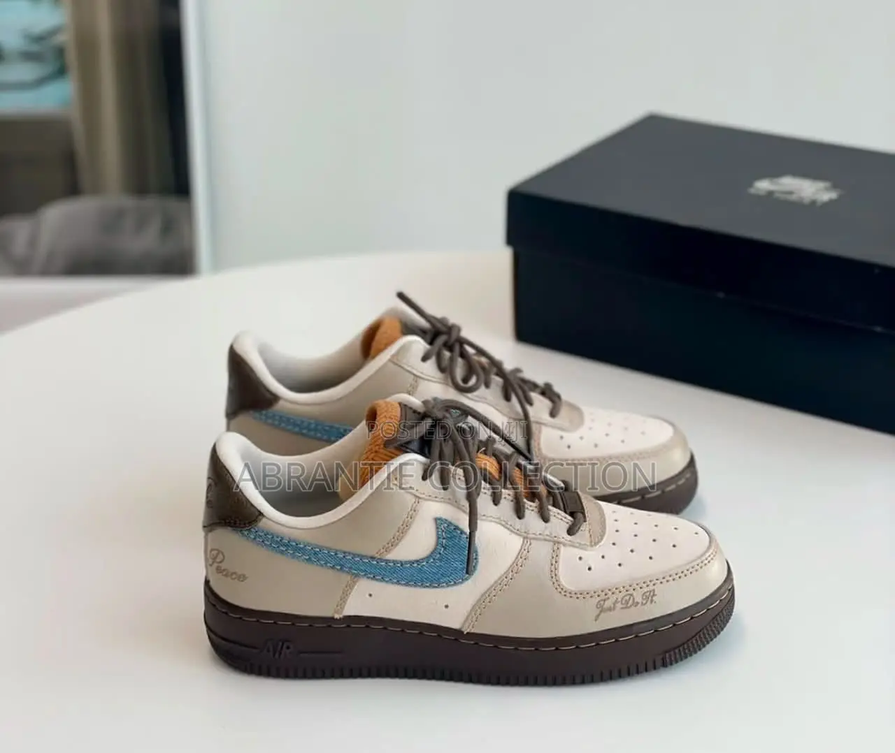 Nike Air Force 1 Love Peace Sneaker