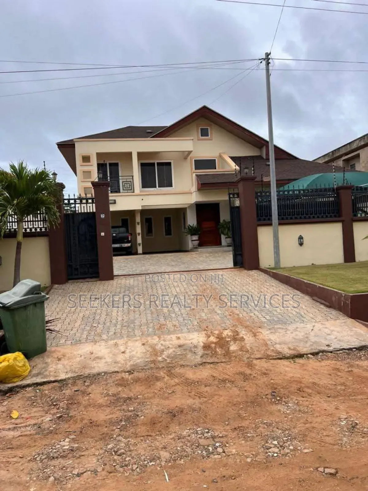 5bdrm House in Seekers Realty, Sakumono for sale