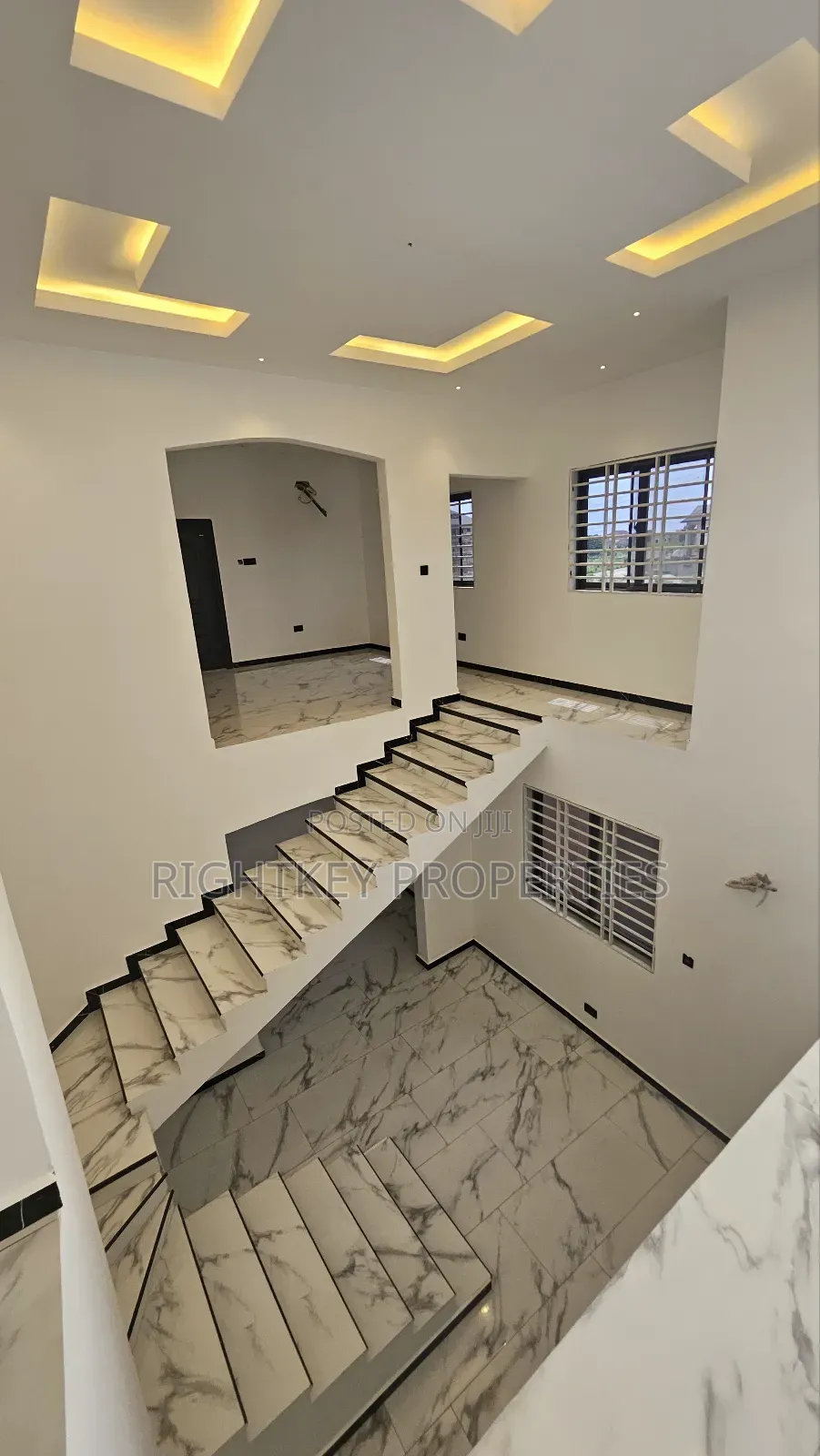 5bdrm Duplex in Rightkey, Kumasi Metropolitan for sale