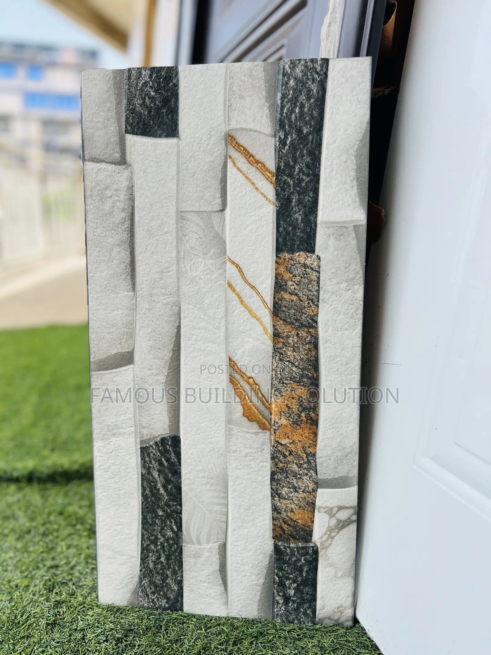 Facial Tile (30/60) Outside Wall