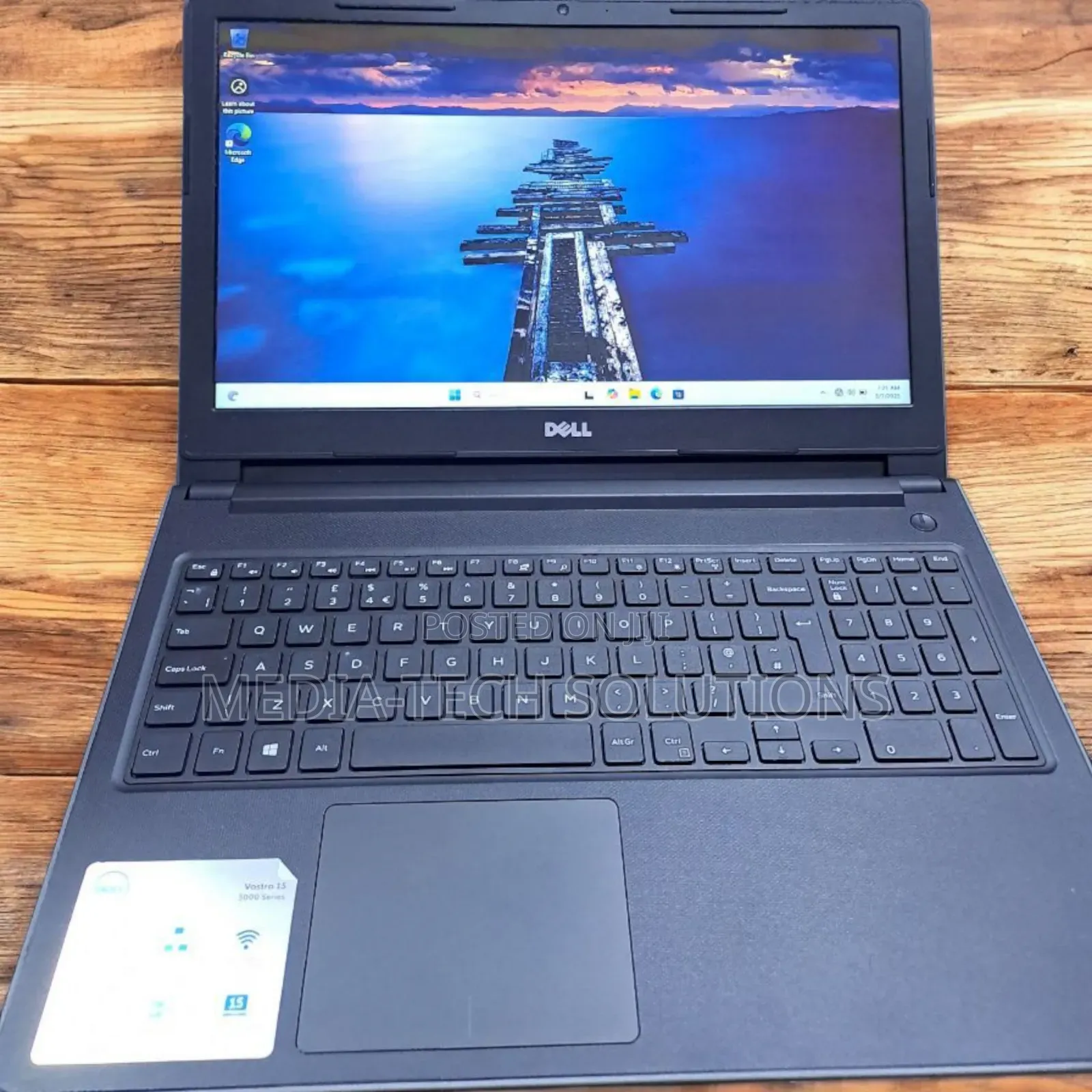 Laptop Dell Vostro 15 3000 8GB Intel Core i3 SSD 256GB