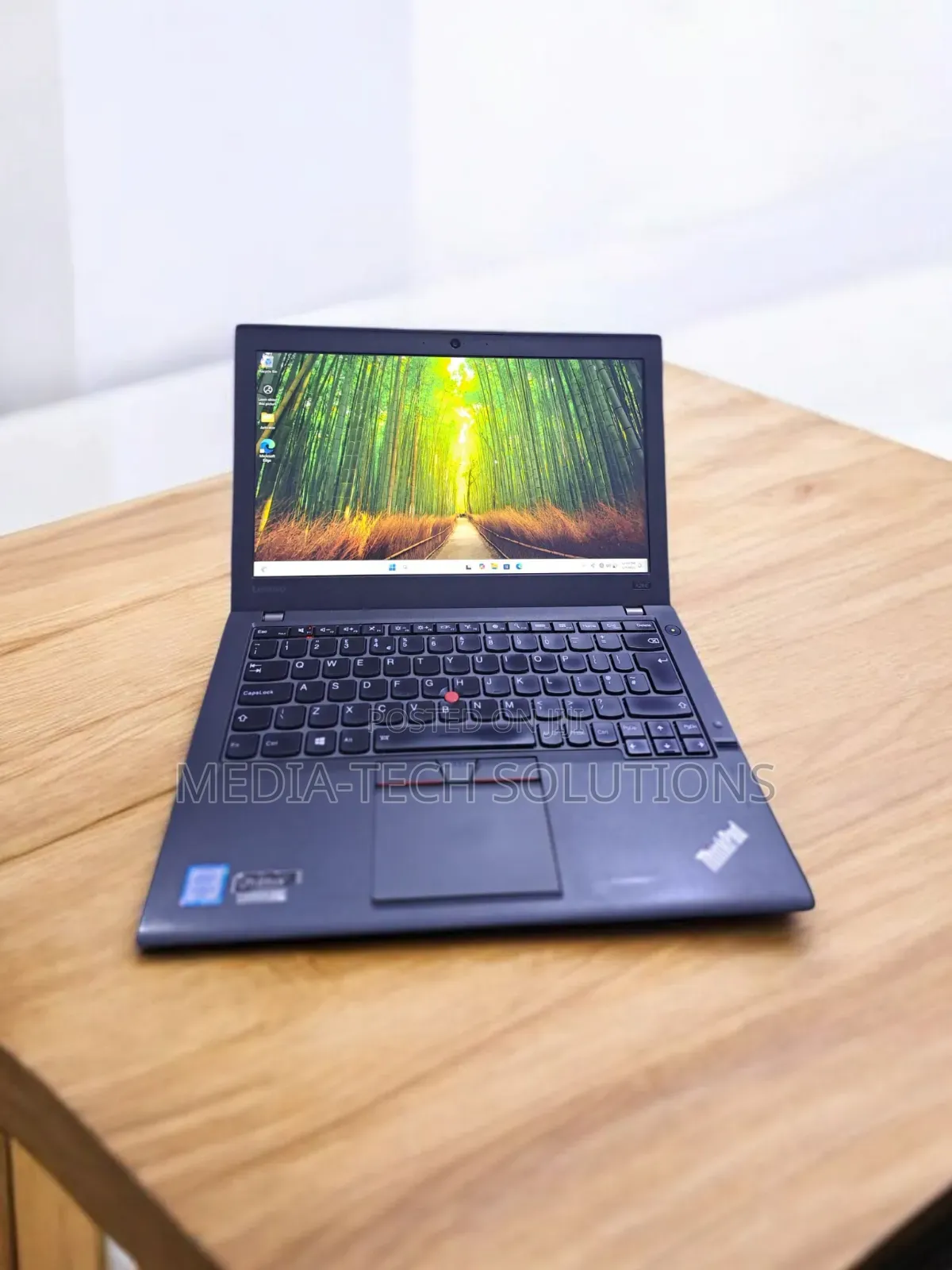 Laptop Lenovo ThinkPad X270 4GB Intel Core i5 SSD 128GB
