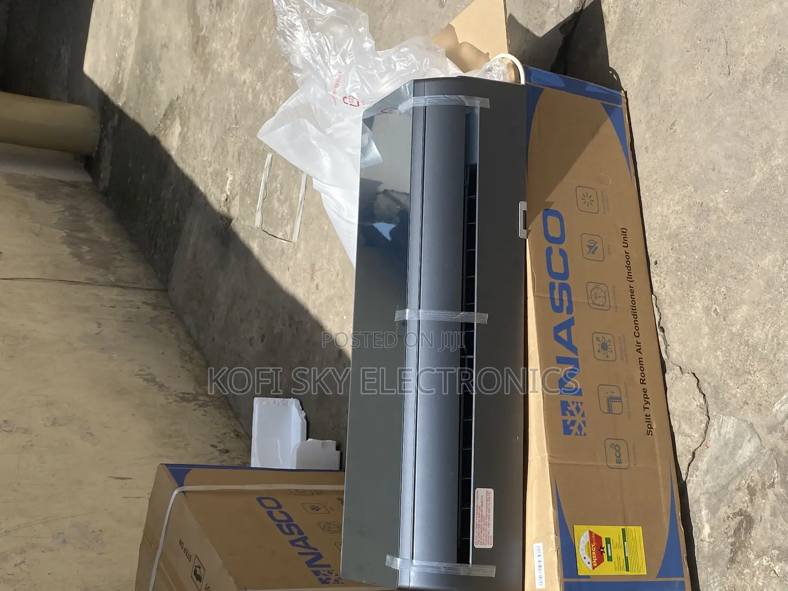 100% Flattering Black Mirror Nasco 1.5hp Split R410 Gas Ac