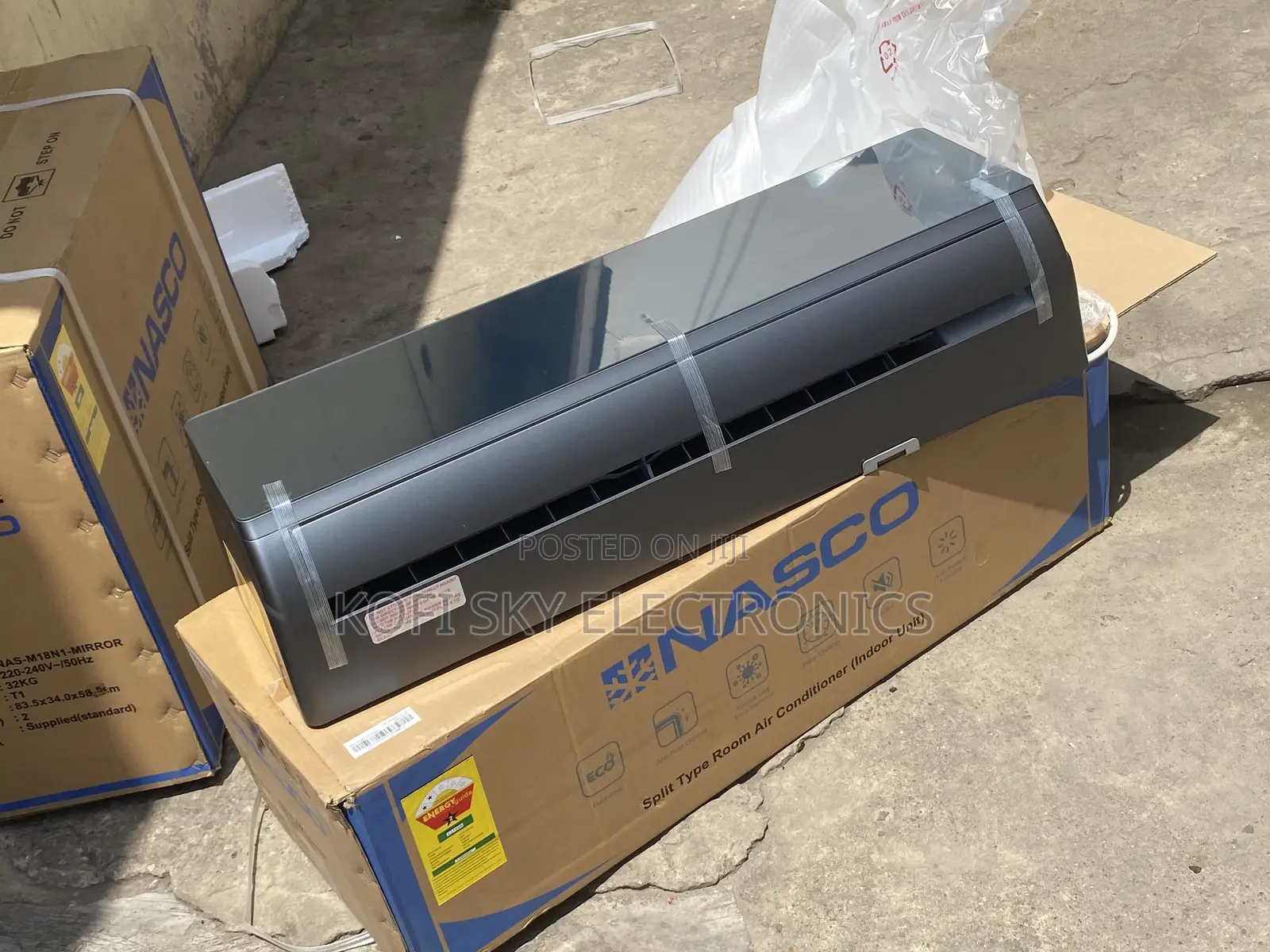 100% Glancing Nasco Black Mirror 1.5hp Split R410 Gas Ac
