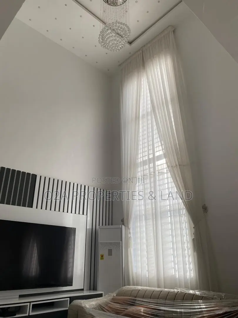Furnished 5bdrm House in Kumasi Hilltop for sale