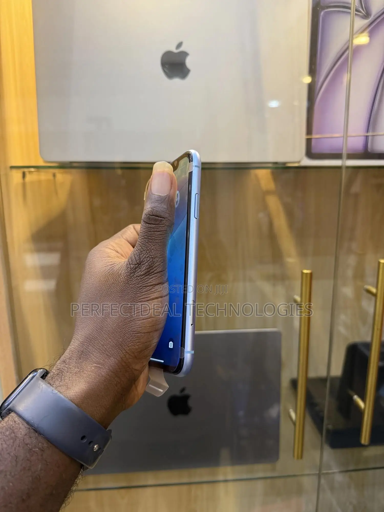 New Apple iPhone XR 64 GB Blue