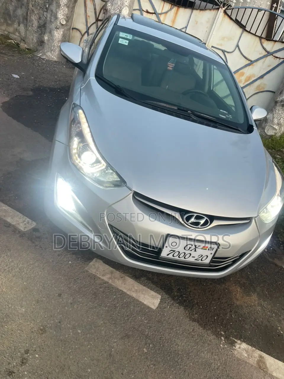 Hyundai Elantra Limited 4dr Sedan (1.8L 4cyl 6A) 2015 Silver
