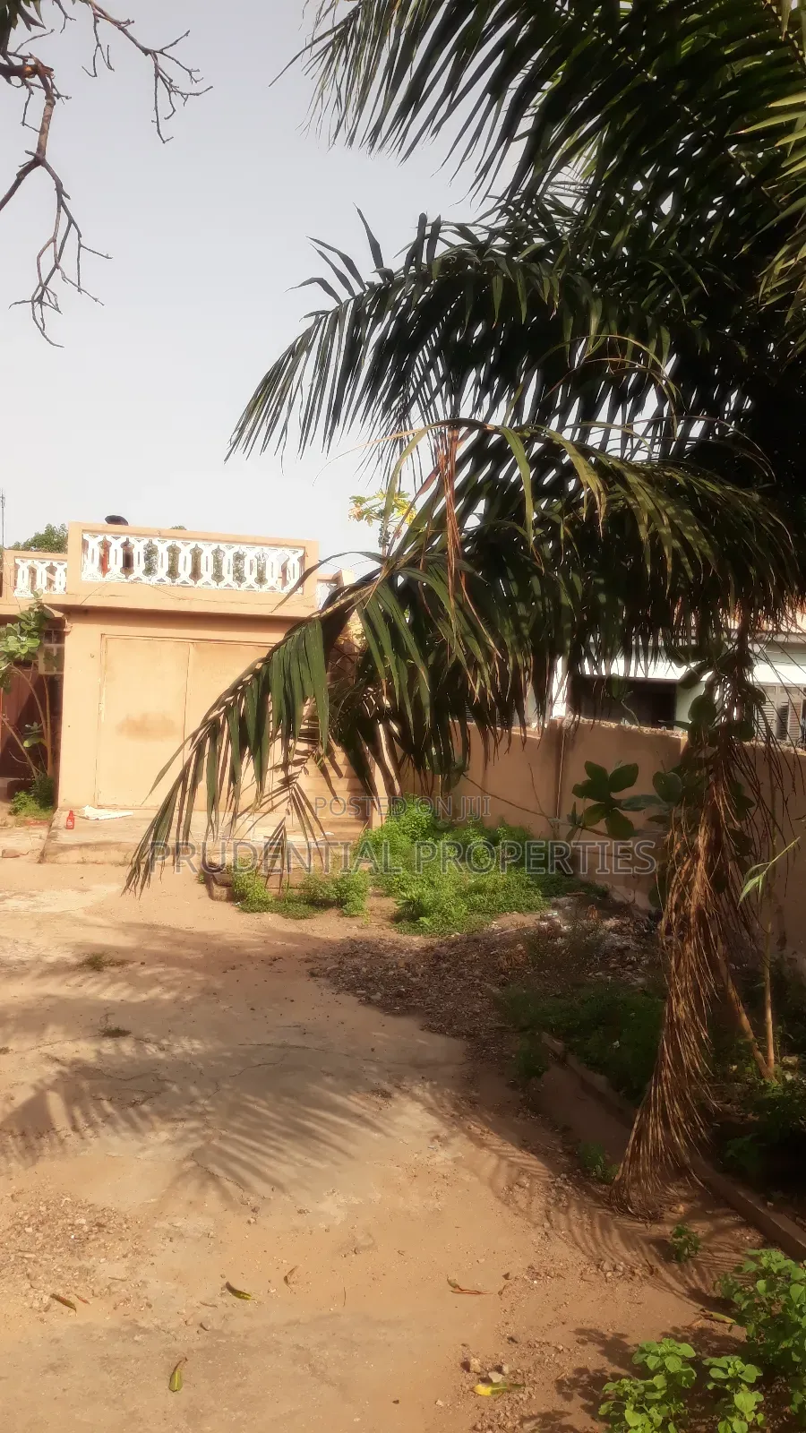 4bdrm House in Kokomlemle for sale