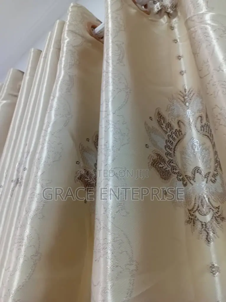 Ultra Modern Blackout Curtains Available in Diff Colors