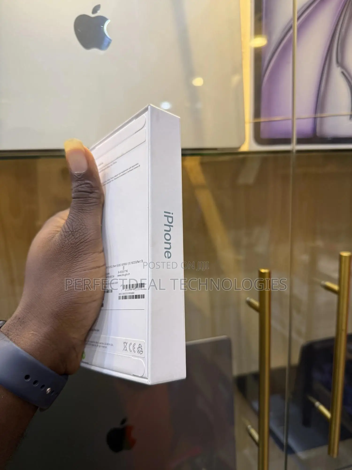 New Apple iPhone 16 128 GB White
