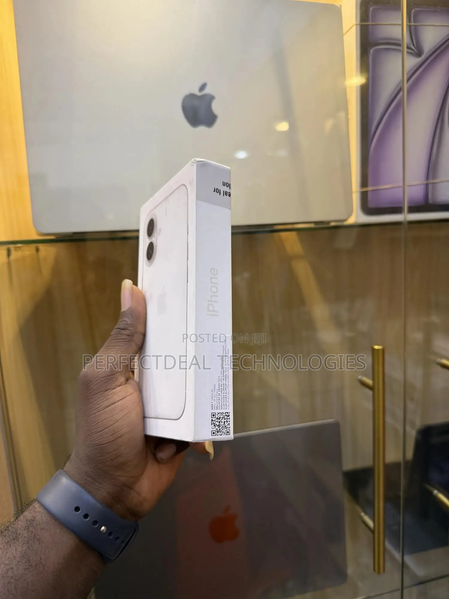 New Apple iPhone 16 128 GB White