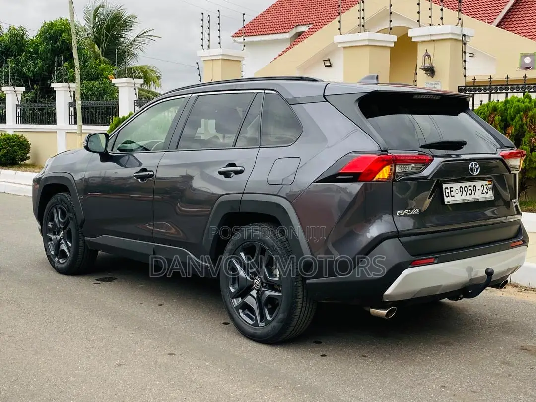 Toyota RAV4 Adventure 2022 Gray