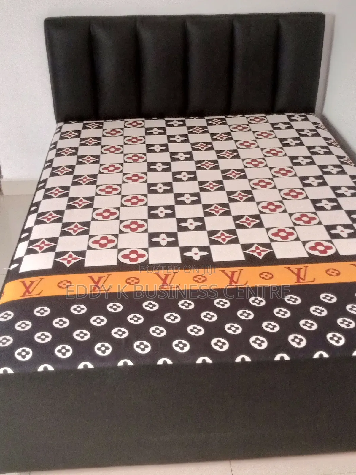 Inbuilt Bed