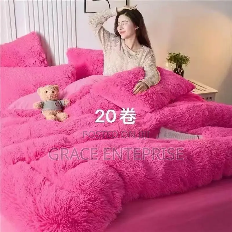 High Quality and Luxurious Fluffy Duvet in Diff Shades