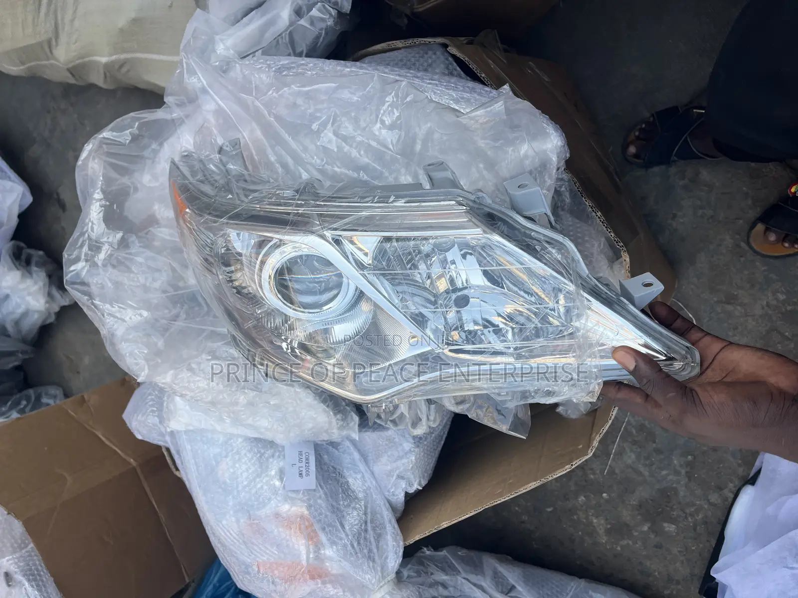 Camry 2012 2013 2014 Headlight Pair White