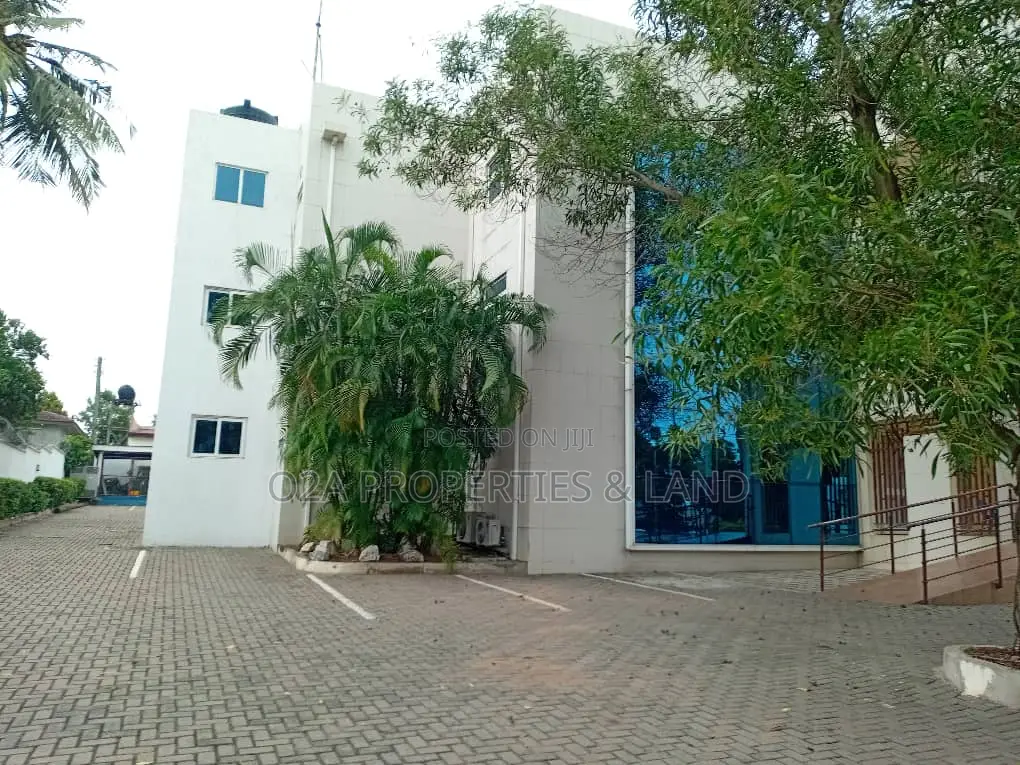 Commercial Property at Roman Ridge