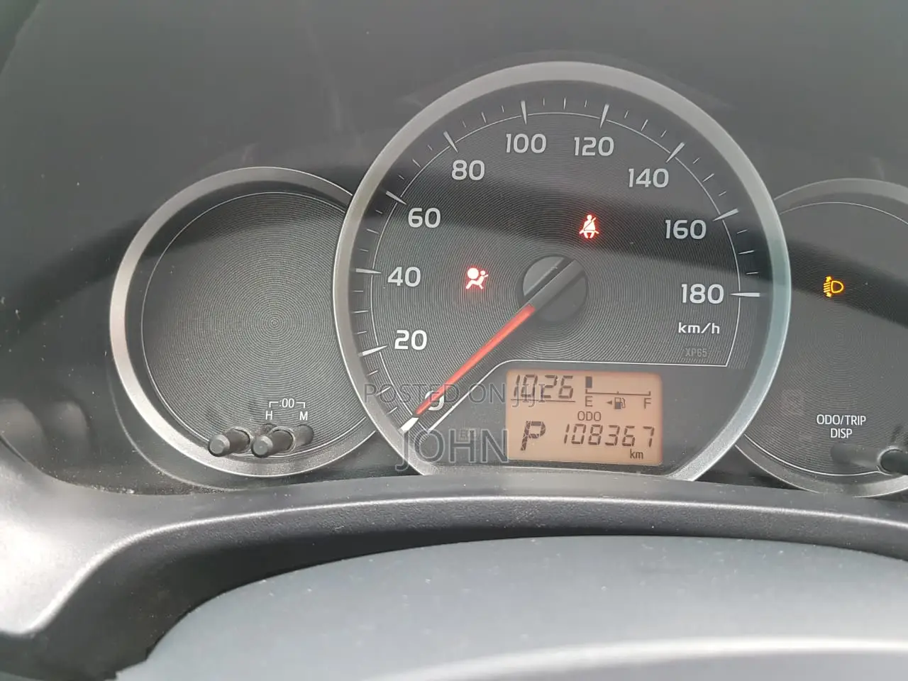 Toyota Vitz 1.3 FWD 5dr 2013 Silver