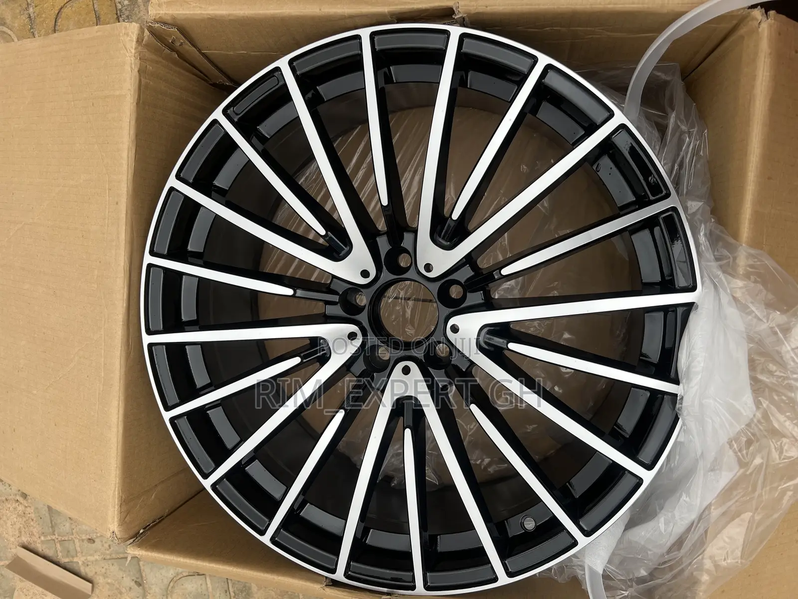 Mercedes Benz Rim 21