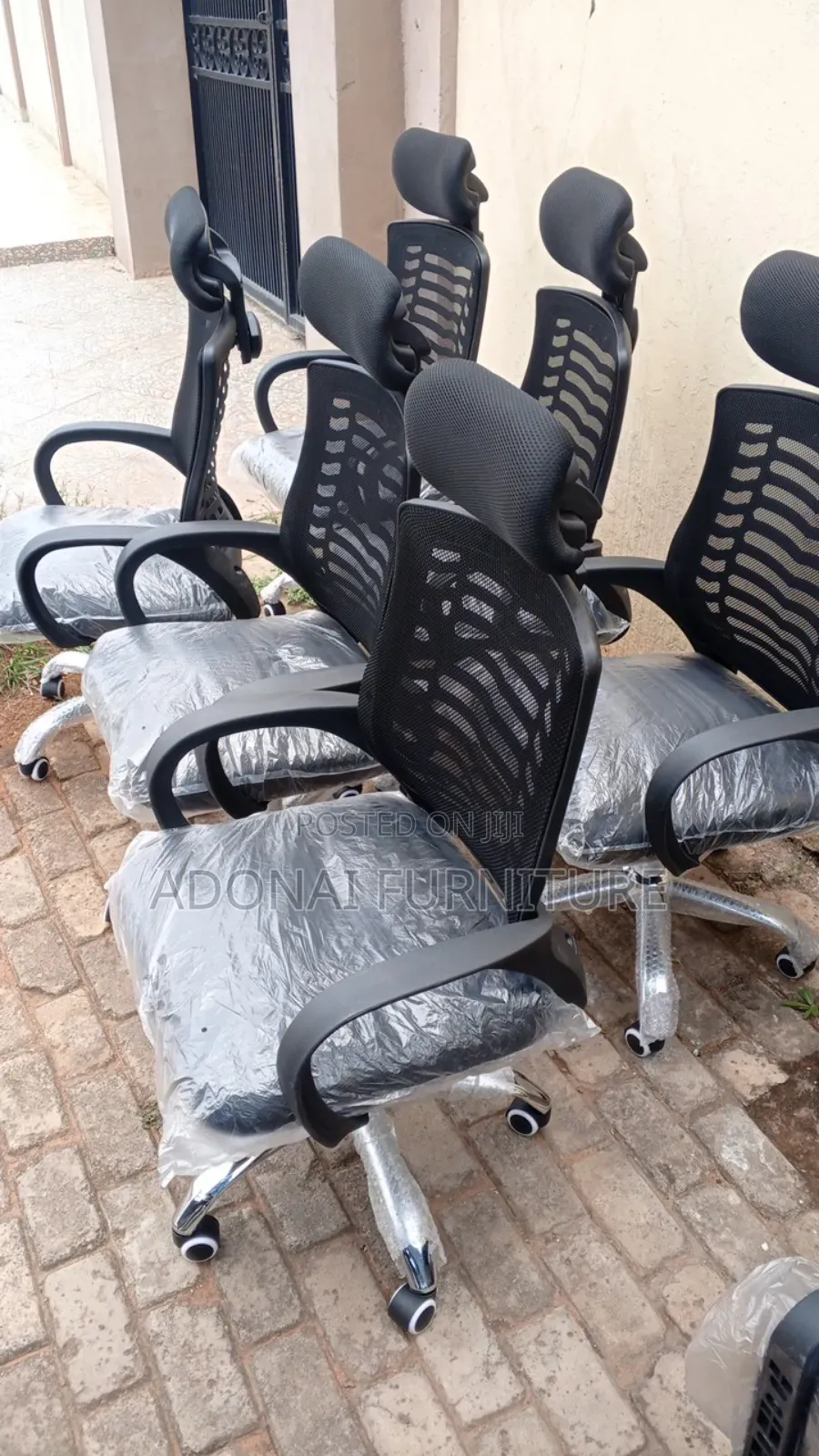 Headrest Chair (Full Black)