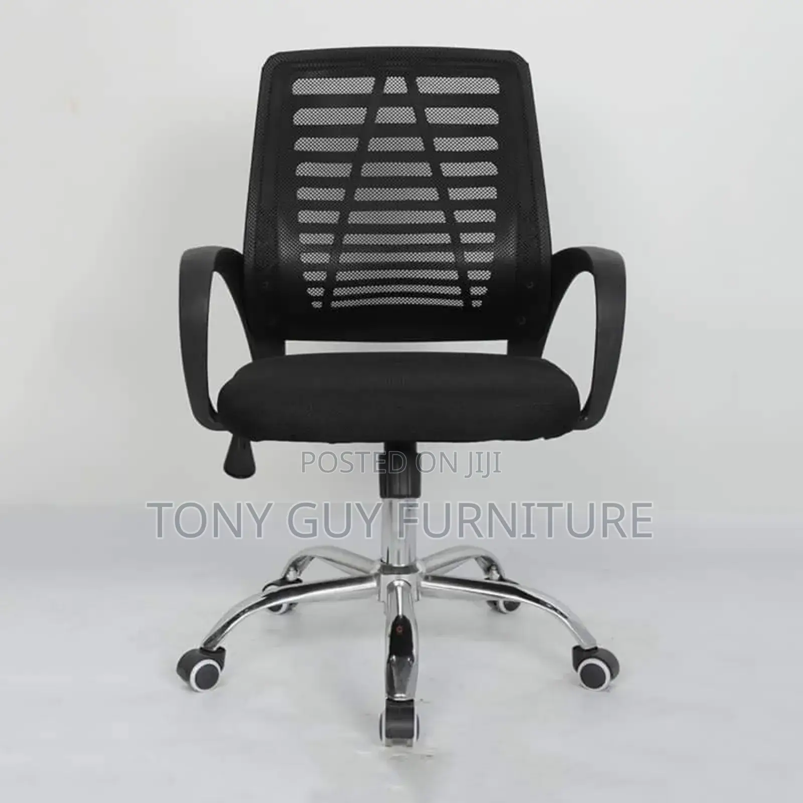 Chair With Wheels