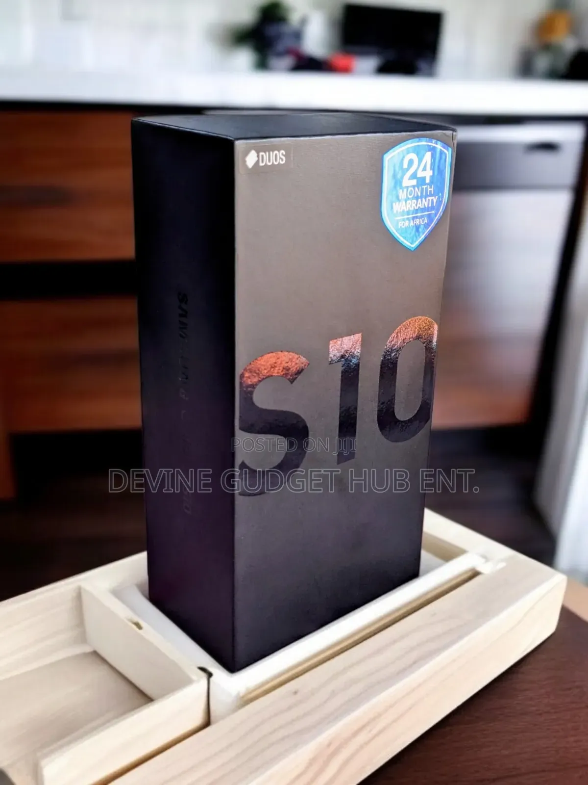 New Samsung Galaxy S10 128 GB Silver