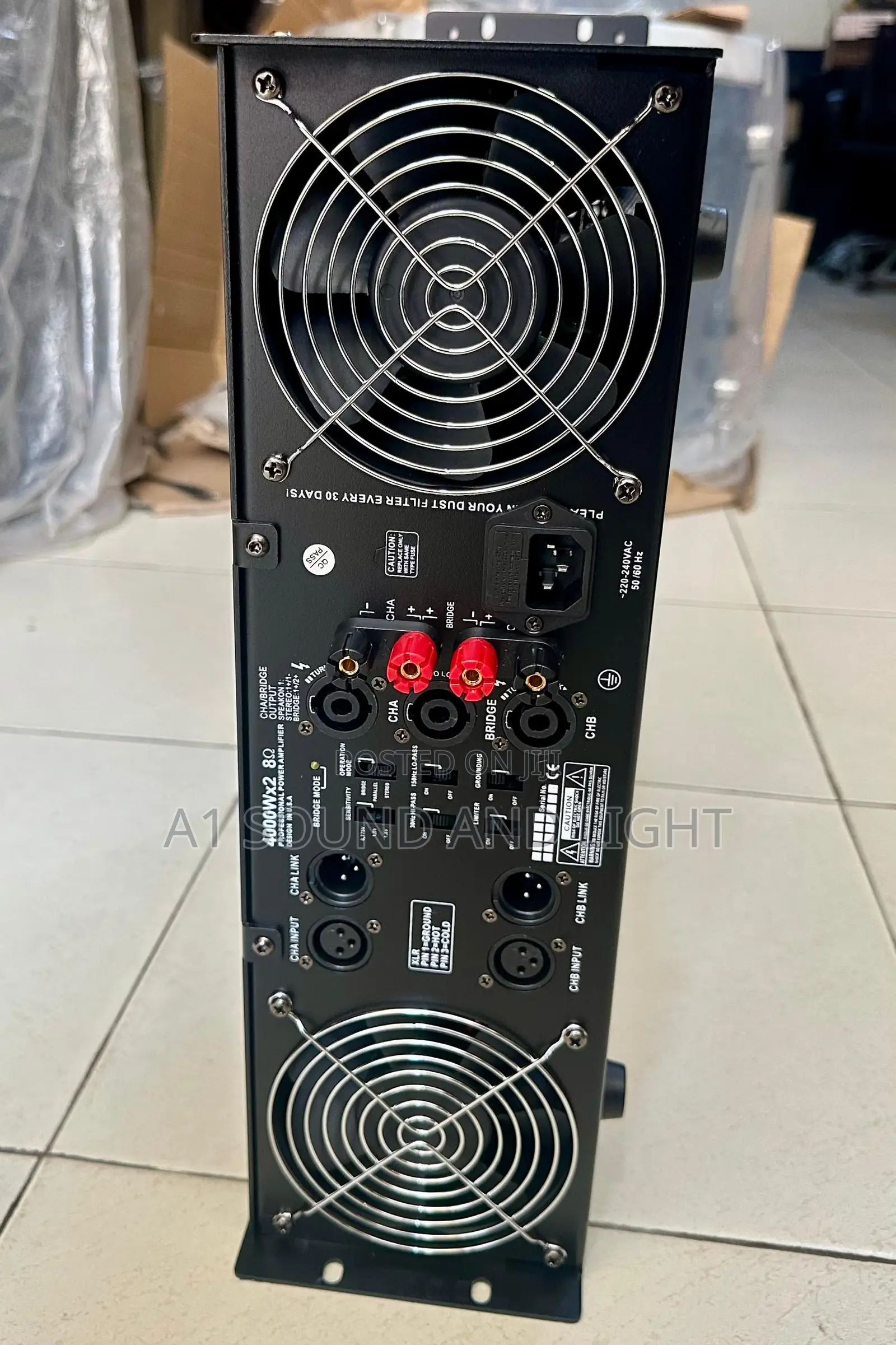 Ev P8300 [2-Channel] Power Amplifier