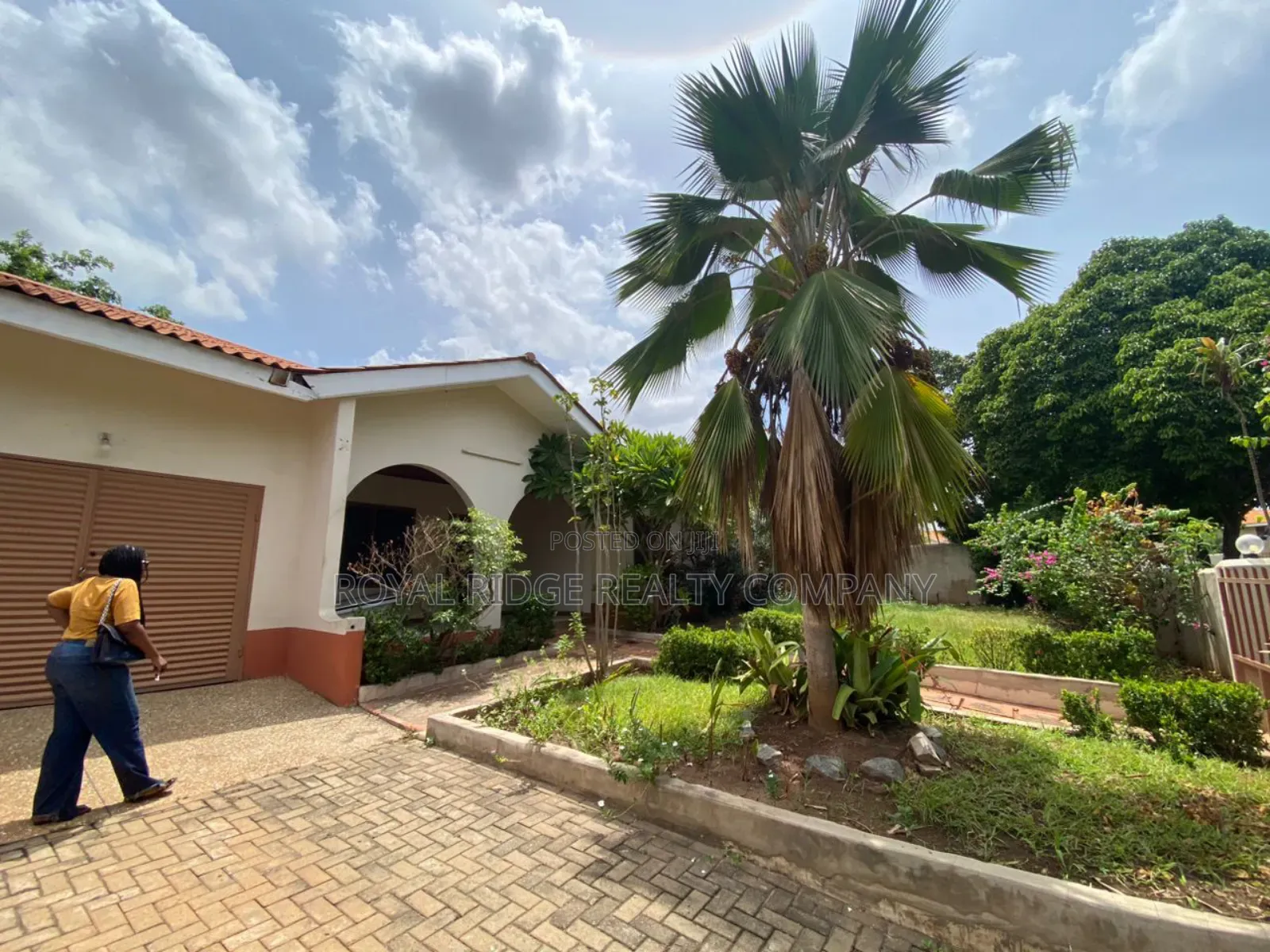 3bdrm House in East Airport, Accra Metropolitan for rent