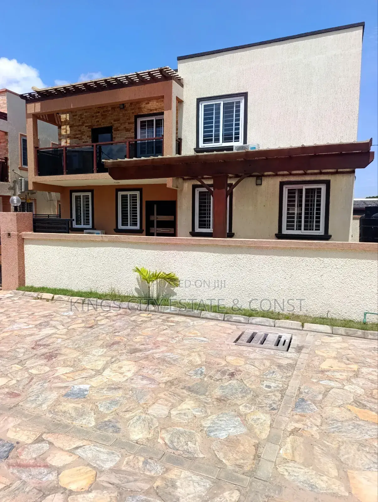 4bdrm House in Mile-7, Achimota for sale