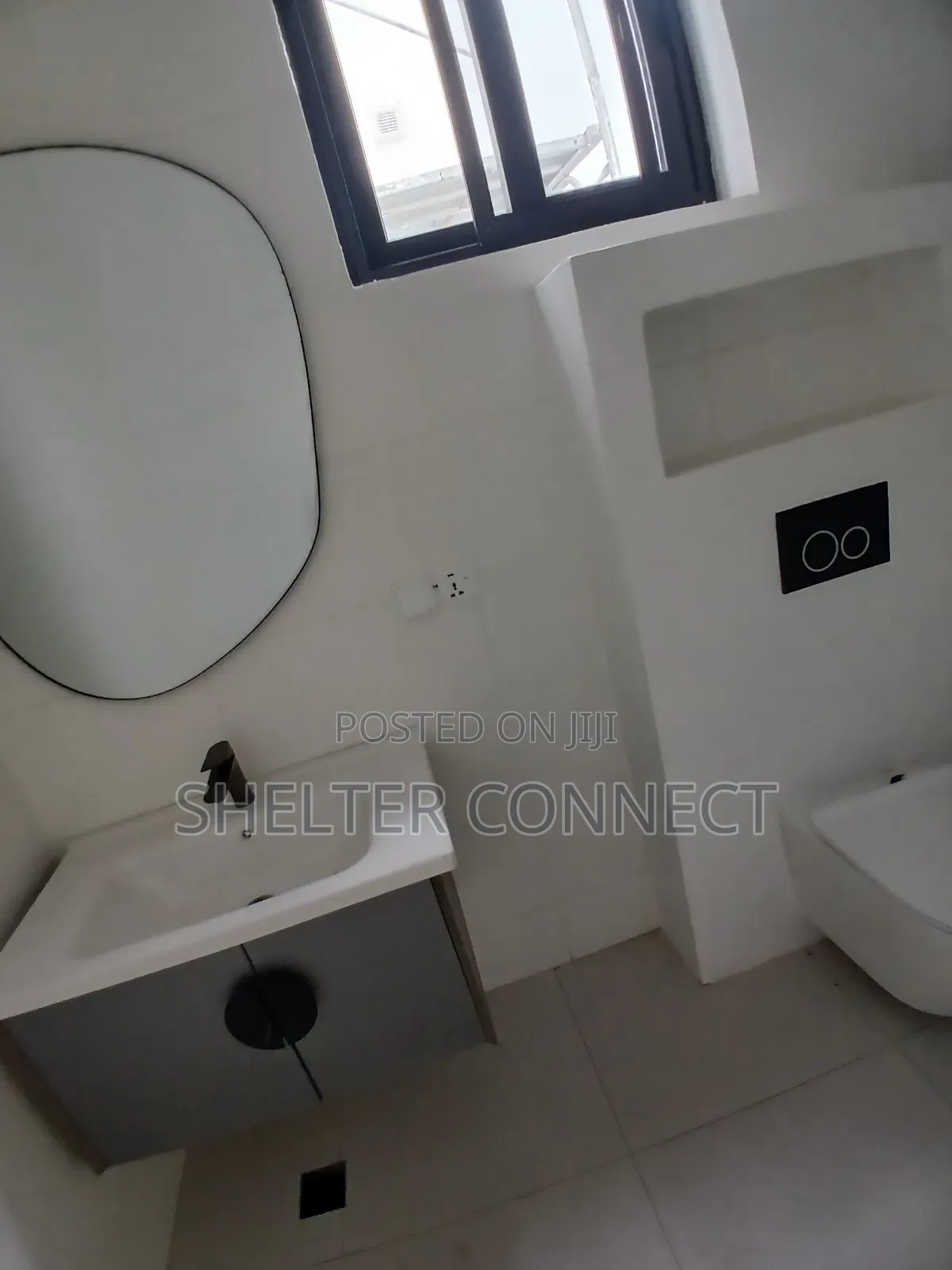 3bdrm Duplex in North Legon for sale